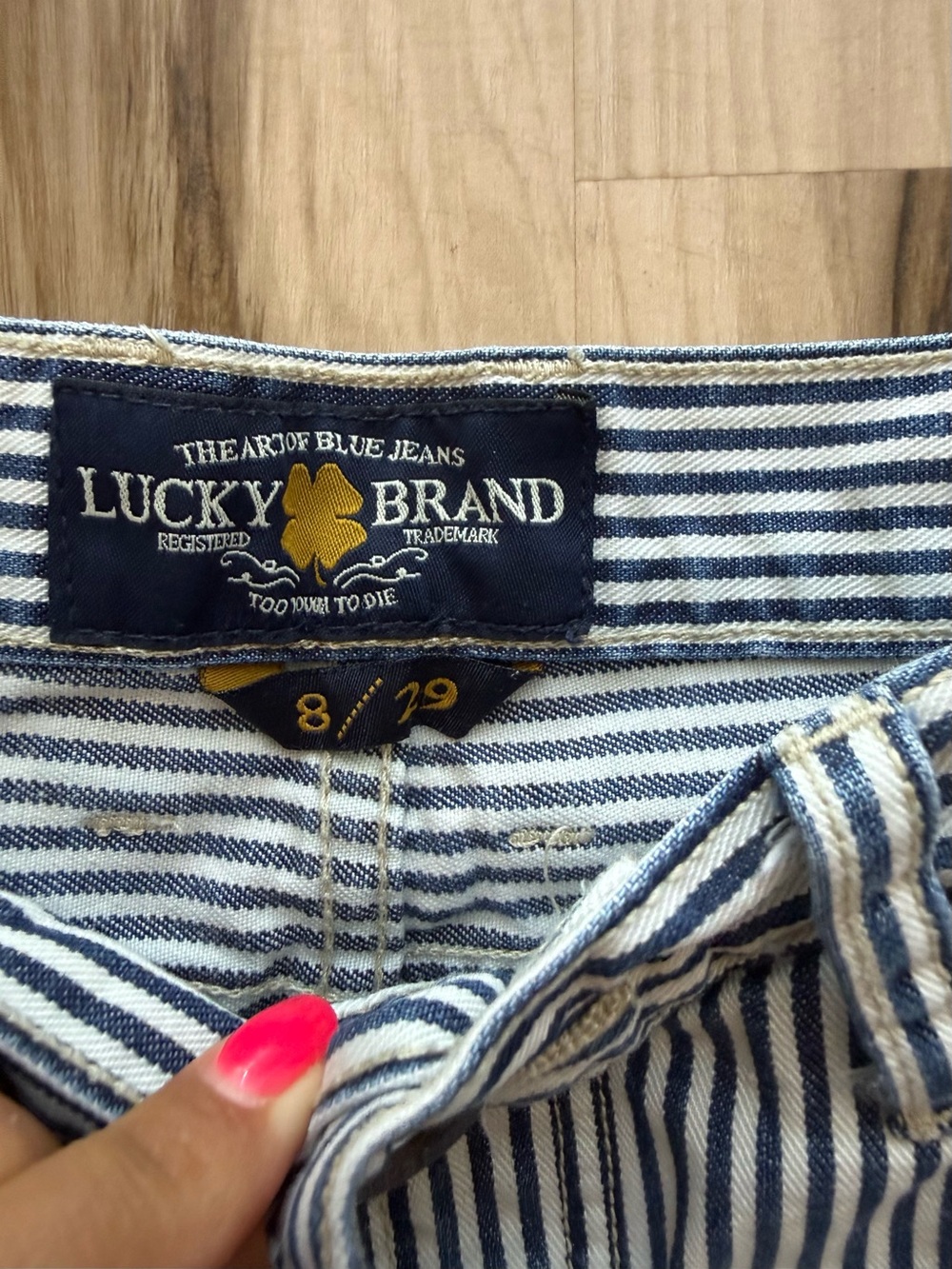 Lucky Brand Riley Shorts - Picture 8 of 9